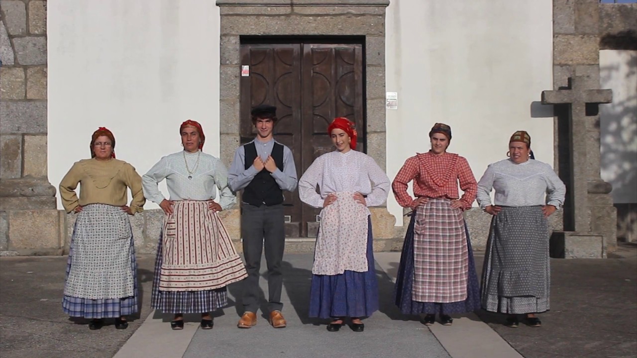 Os Trajes do Rancho Folclórico de Figueiró Amarante