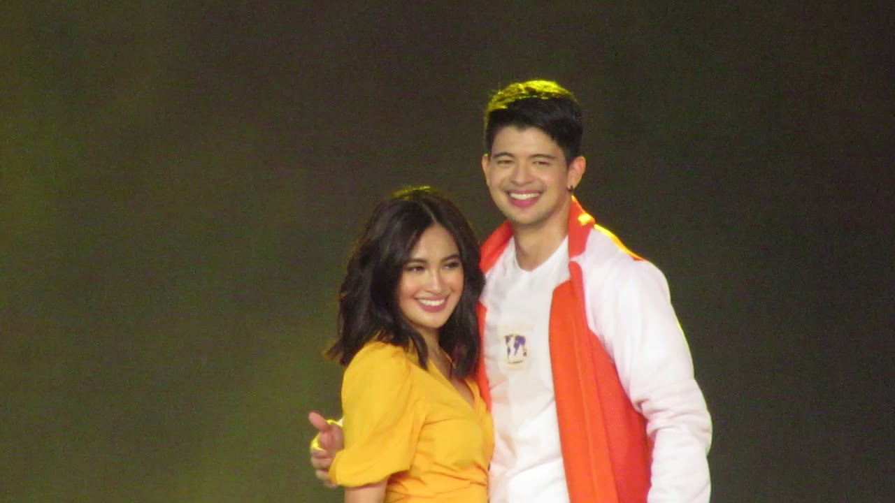 Studio7: Julie Anne San Jose Birthday prod with Rayver Cruz (Fancam)