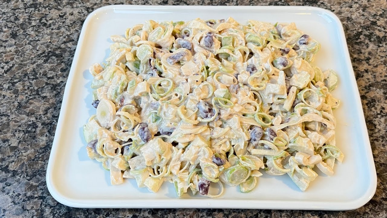 Salada de Alho Poró Com Maçã Verde | Delícias da Eleni