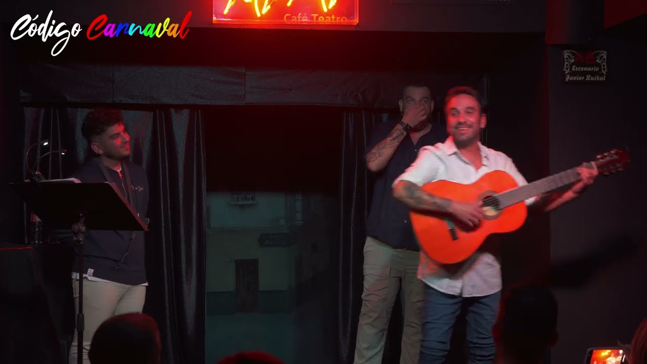 Duelo de CUPLÉS CALLEJEROS entre Geni Cheza y su sobrino J.A. Cheza