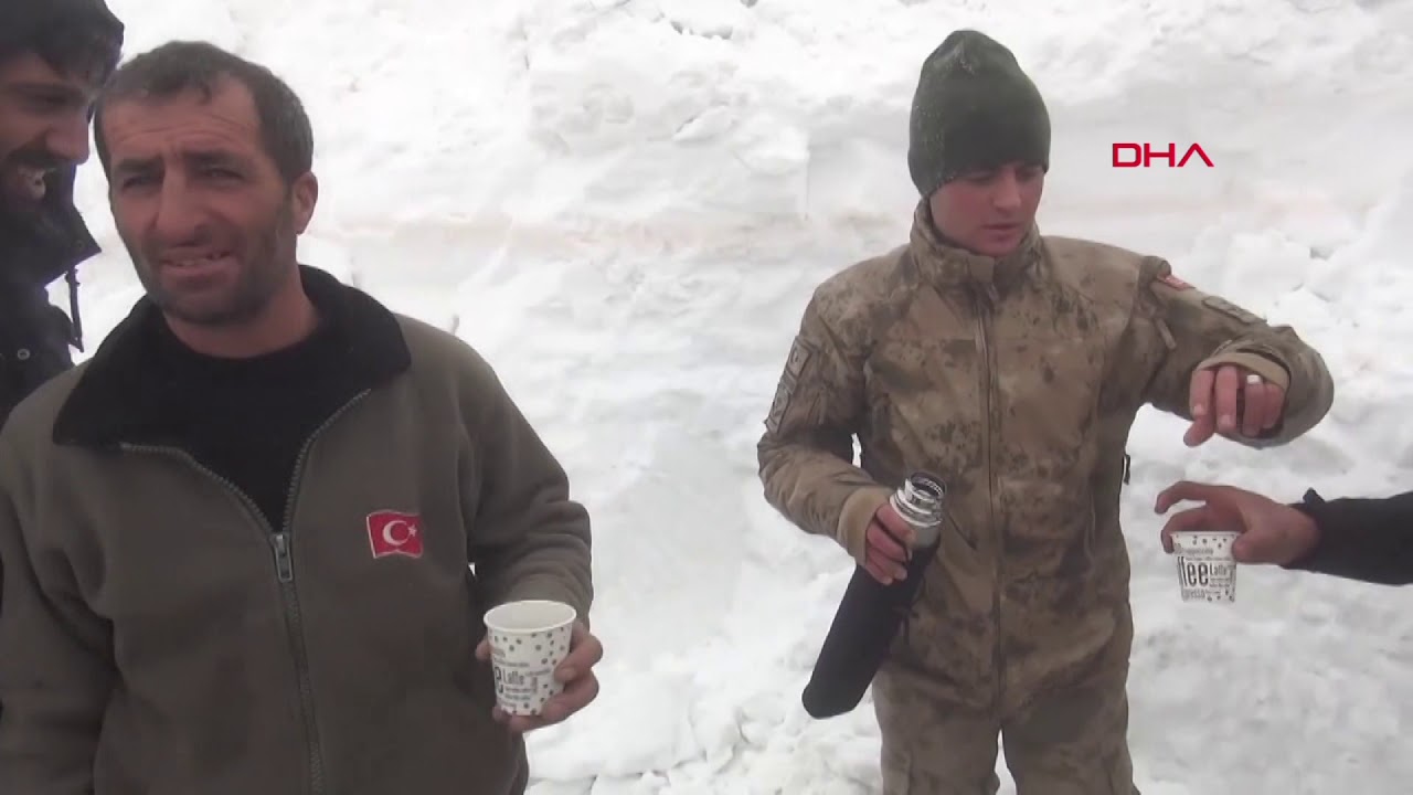 Kato Dağı'nda 7 metre karda vatan nöbeti