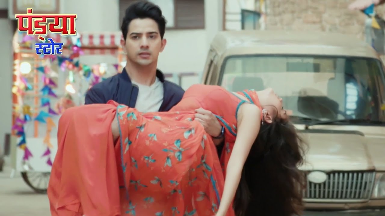 Pandya Store NEW PROMO: Natasha Hui Behosh, Dhaval Ne Pahuchaya Natsha Ko Hospital