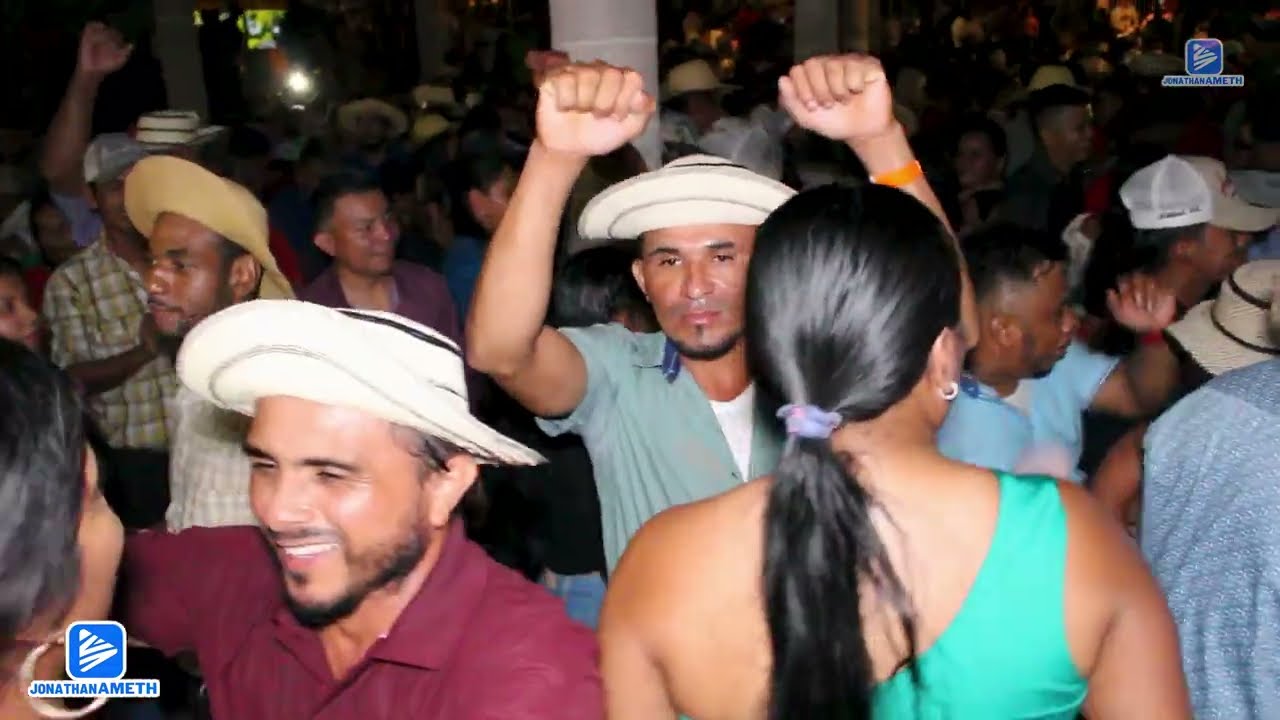 A gozar los tamboritos - Victor Bernal desde Las Marías de Penonomé
