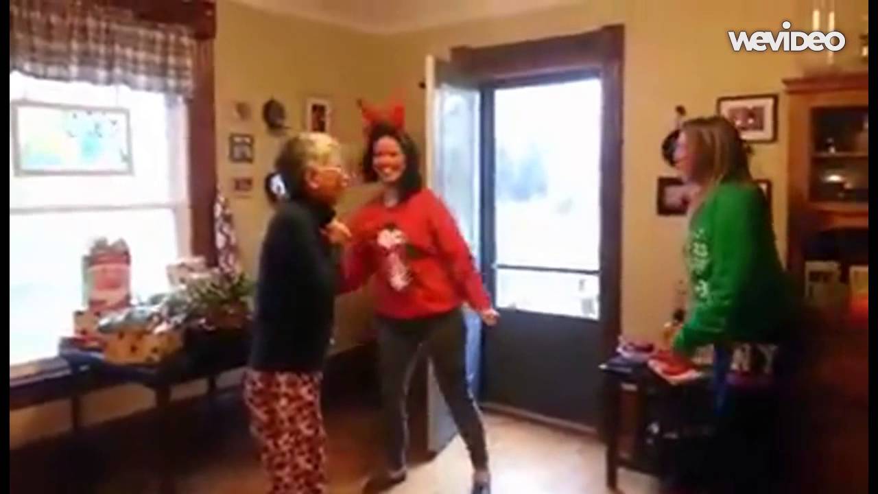 Daughters Surprise Mom for Christmas