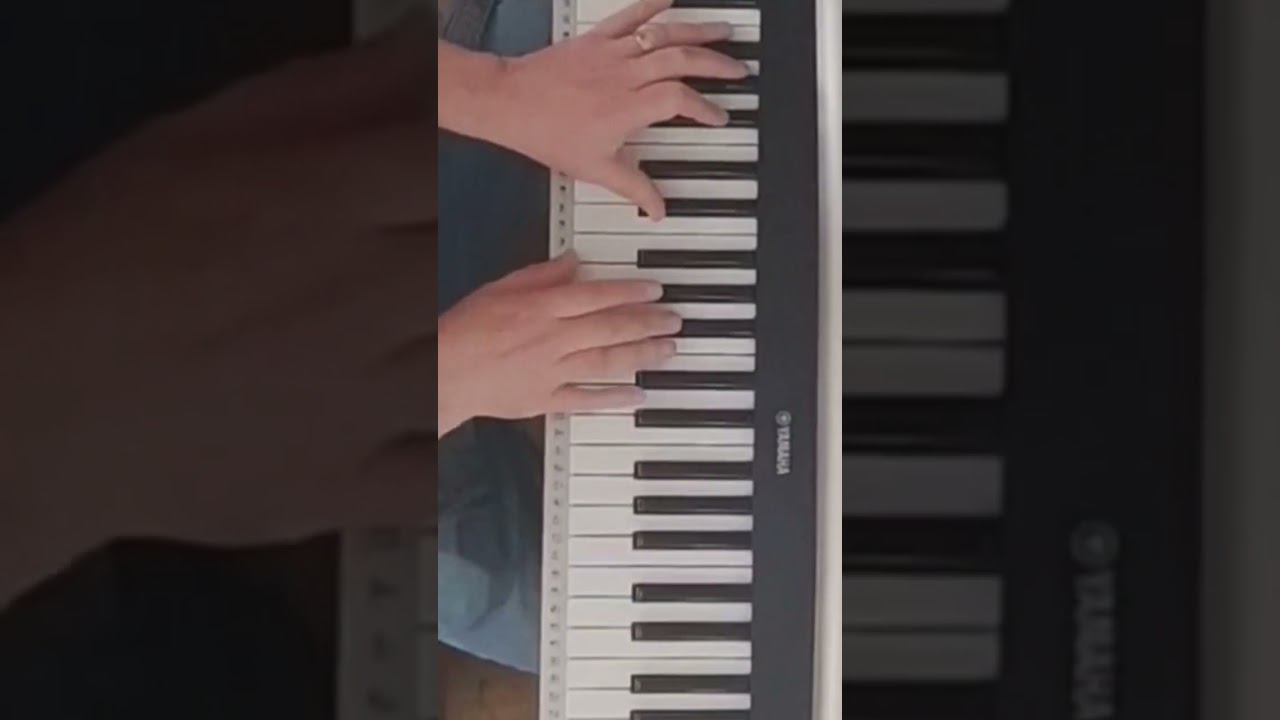 wdstout - H.K.B. (live piano version)