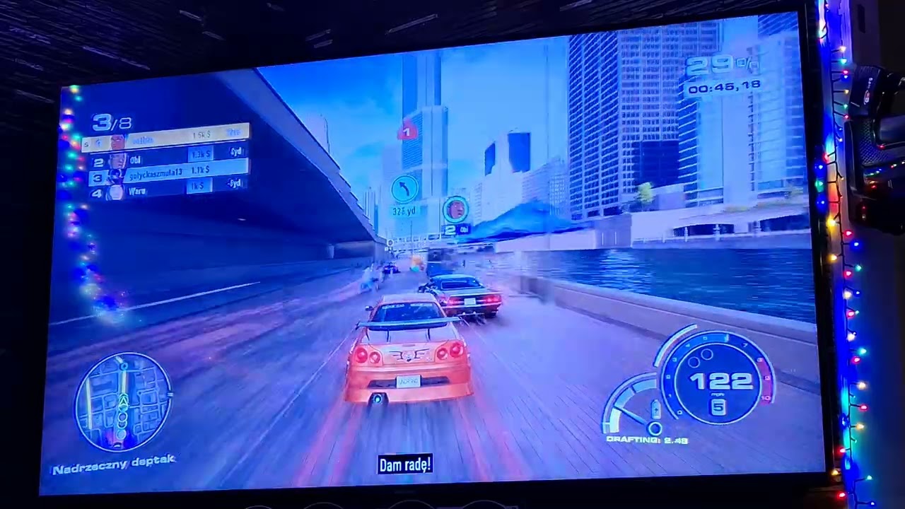 Need for speed Unboung - Jeg har løb med andre spillere, og politiet jagter os 