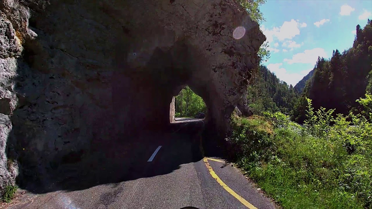 Moto road trip dans le Jura Suisse