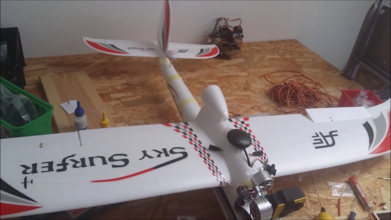 SkySurfer 1400 build review, outside/inside