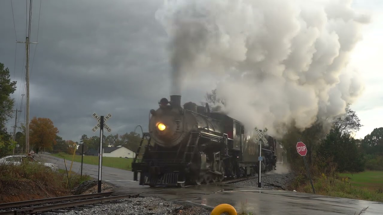 Southern 630 and 4501 at Gordon Pond Road.