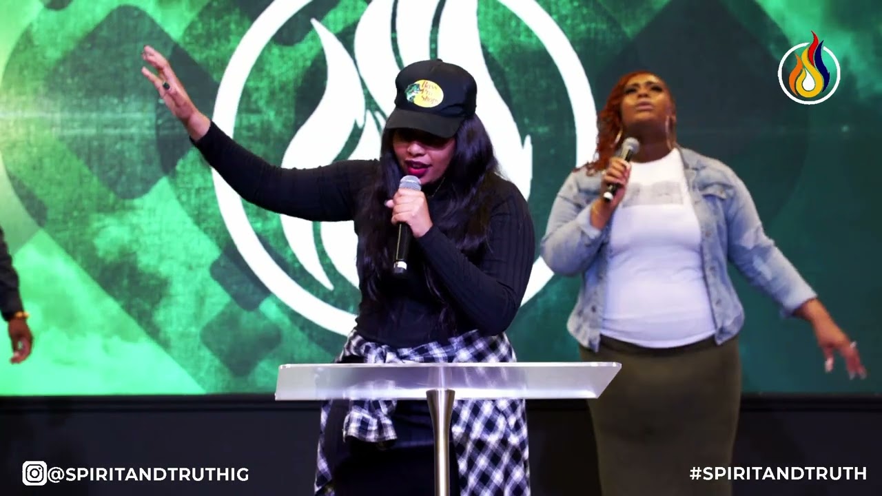 🔥 JaNae Jones & Spirit And Truth In A HEAVY Worship Flow! (This Anointing Gets HEAVY!)