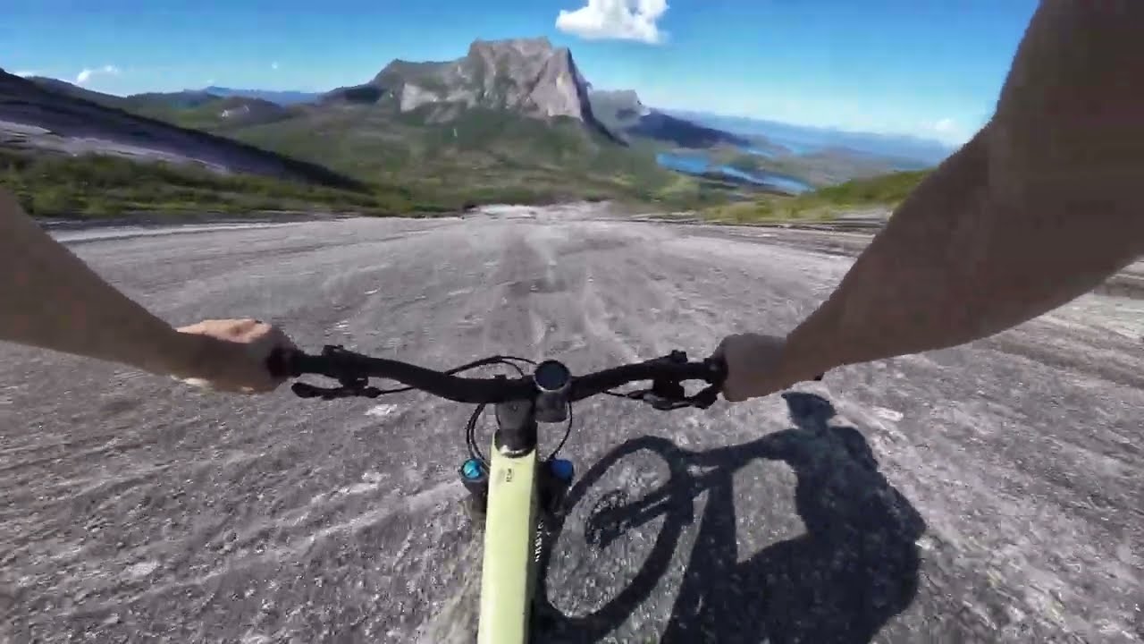 Verdenssvaet one of the largest rock slabs in the world! Mountainbike Canyon Spectral