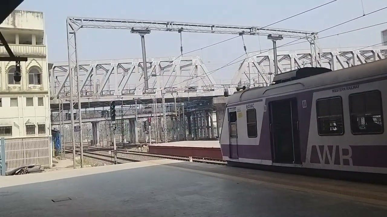 Mumbai Andheri Railway Station @ Travelling in Electric Train Journey @ Real Experience View 😍😍