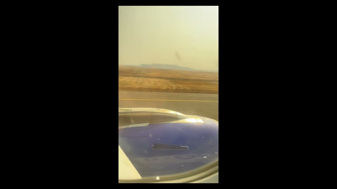 Landing at Mopa Airport 6E105