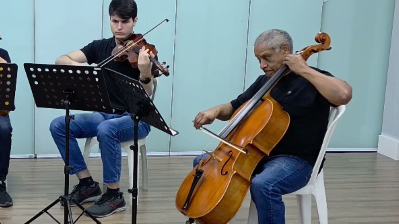 Hino 221 - A descida do Espírito Santo ( CCB ) / Arco & Alma