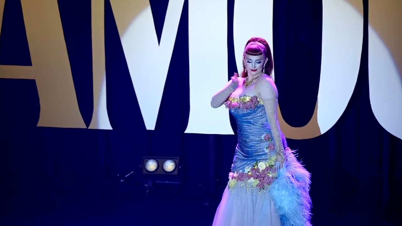 Maple Rose performing at GLAMOUR The Show