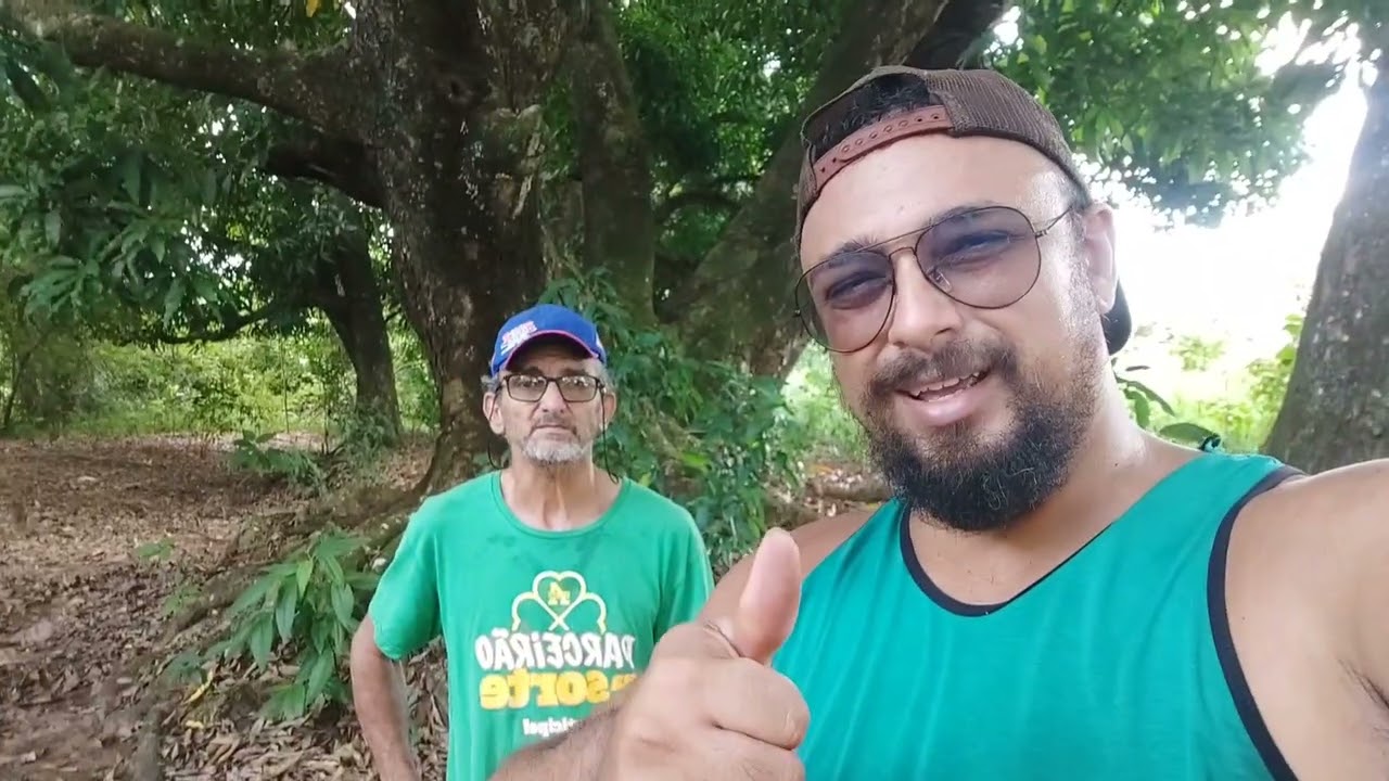 Armando iscas num fazendão antigo...Da época dos escravos....