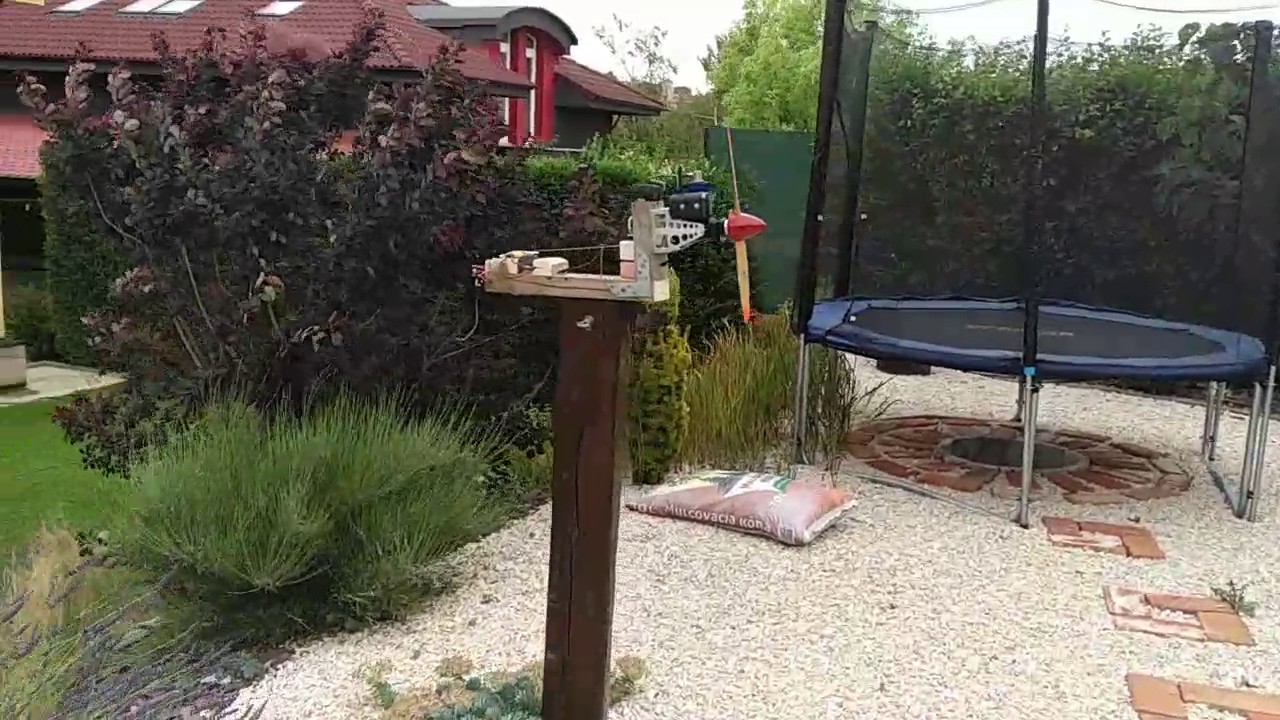 Roto 25 v rc engine test