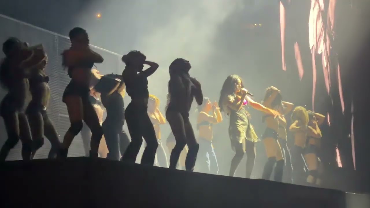 Charli XCX: Pink Diamond, Live from Barclays Center