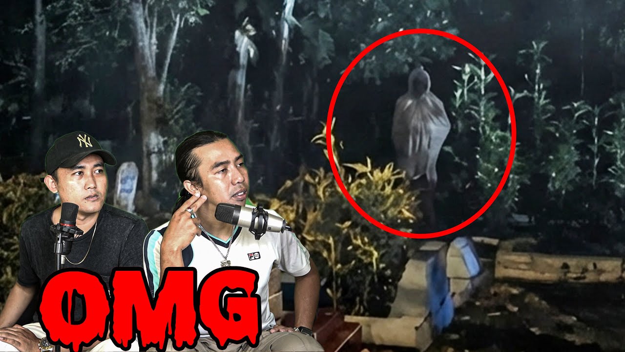 PENAMPAKAN POCONG DI TENGAH KUBUR4N NUNGGUIN SESEORANG