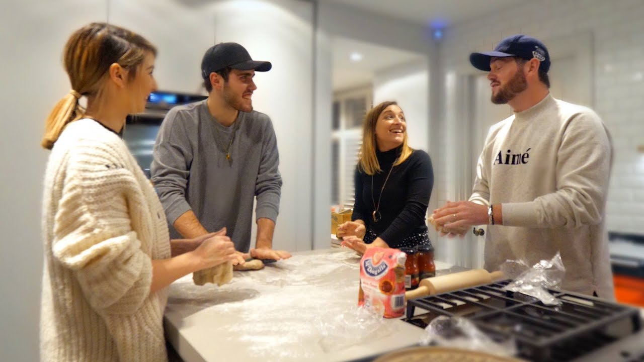 DOUBLE DATE = PIZZA & GAMES EVENING!