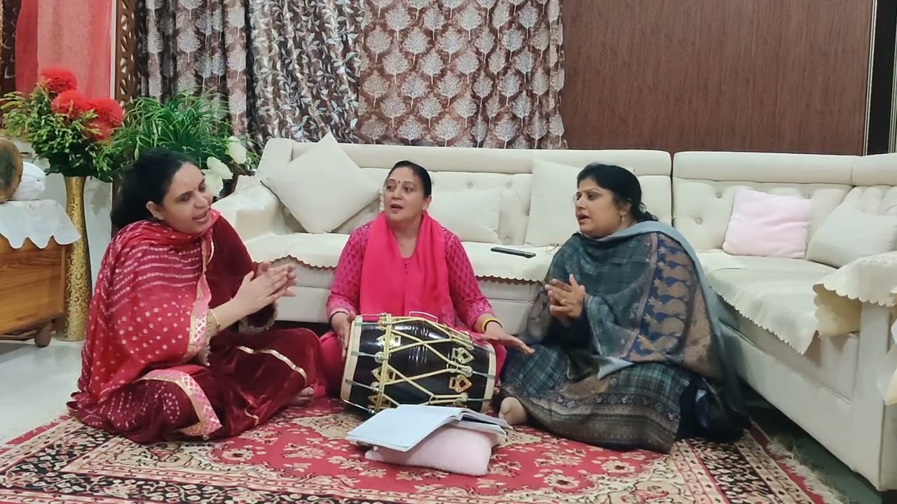 वैष्णो माता रानी का भजन : मईया याद तेरी आई दो आंसू बहाने दो #vaishnodevibhajan #वैष्णोमाता