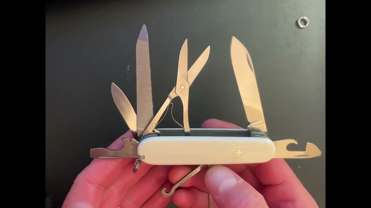 Разговор о швейцарских армейских ножах Victorinox: Mountaineer. Отличный нож!