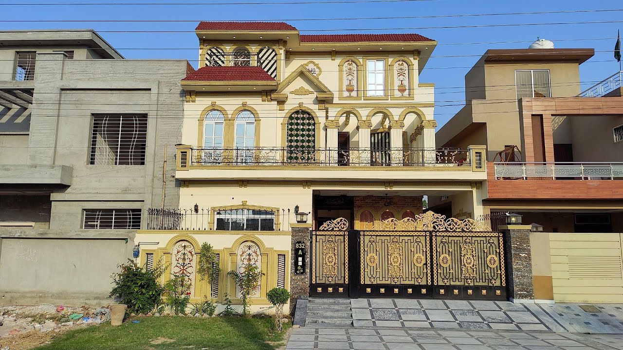 10 Marla Spanish Main boulevard House 🏡 For Sale In Central Park Housing Schema Lahore