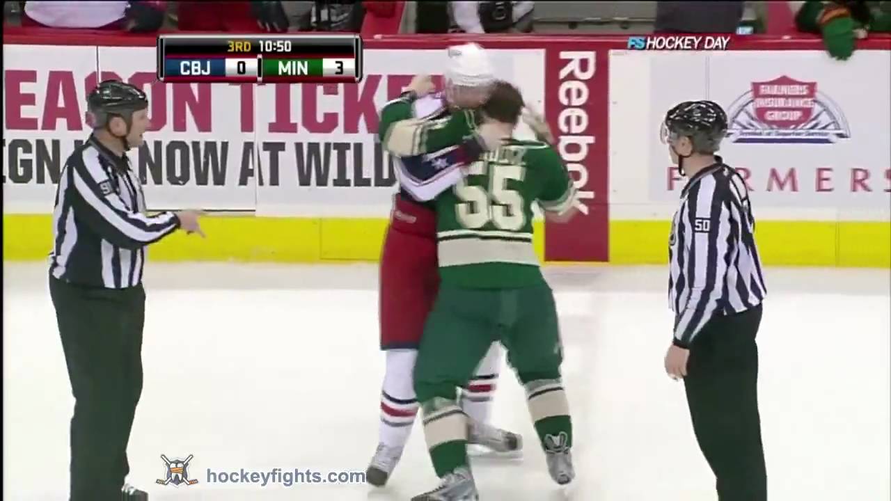 Rick Nash vs Nick Schultz Jan 23, 2010 - Minnesota feed