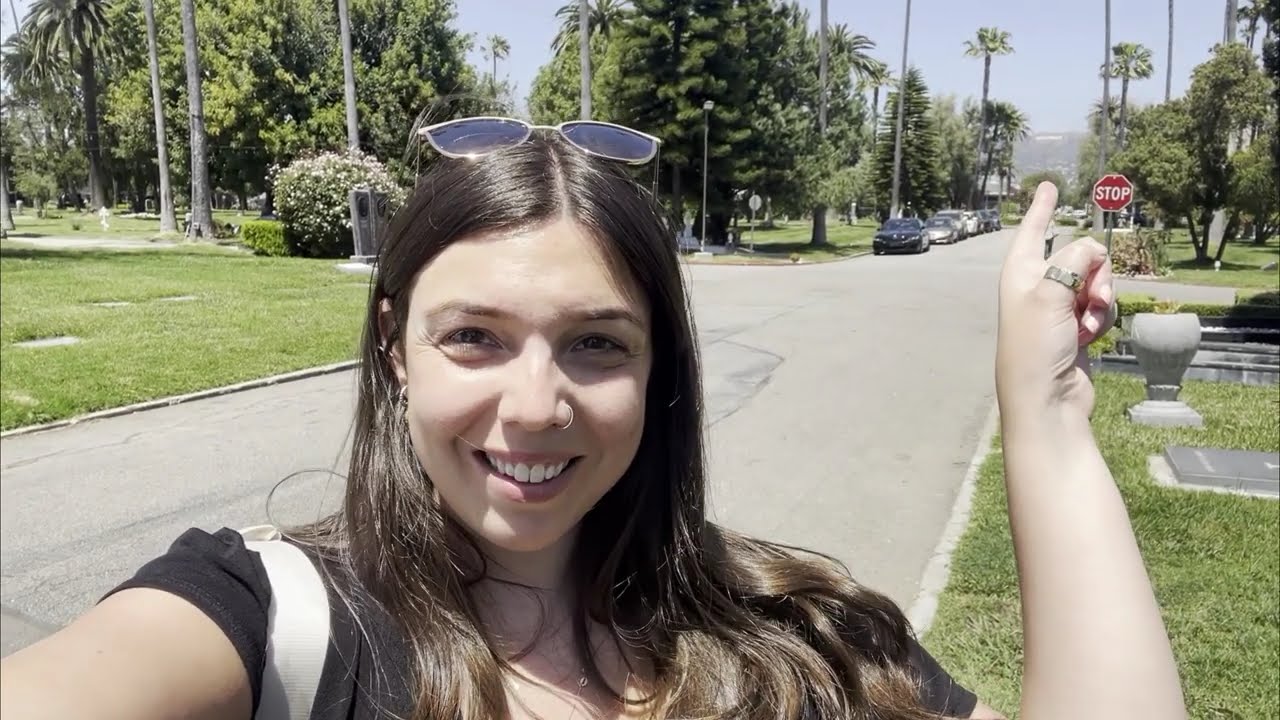 Hollywood Forever Cemetery: Famous Graves Tour