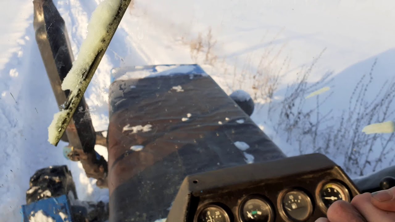 ЛТЗ-55, холодный  запуск -10, нарушаем инструкцию.Пришлось не много покататься.