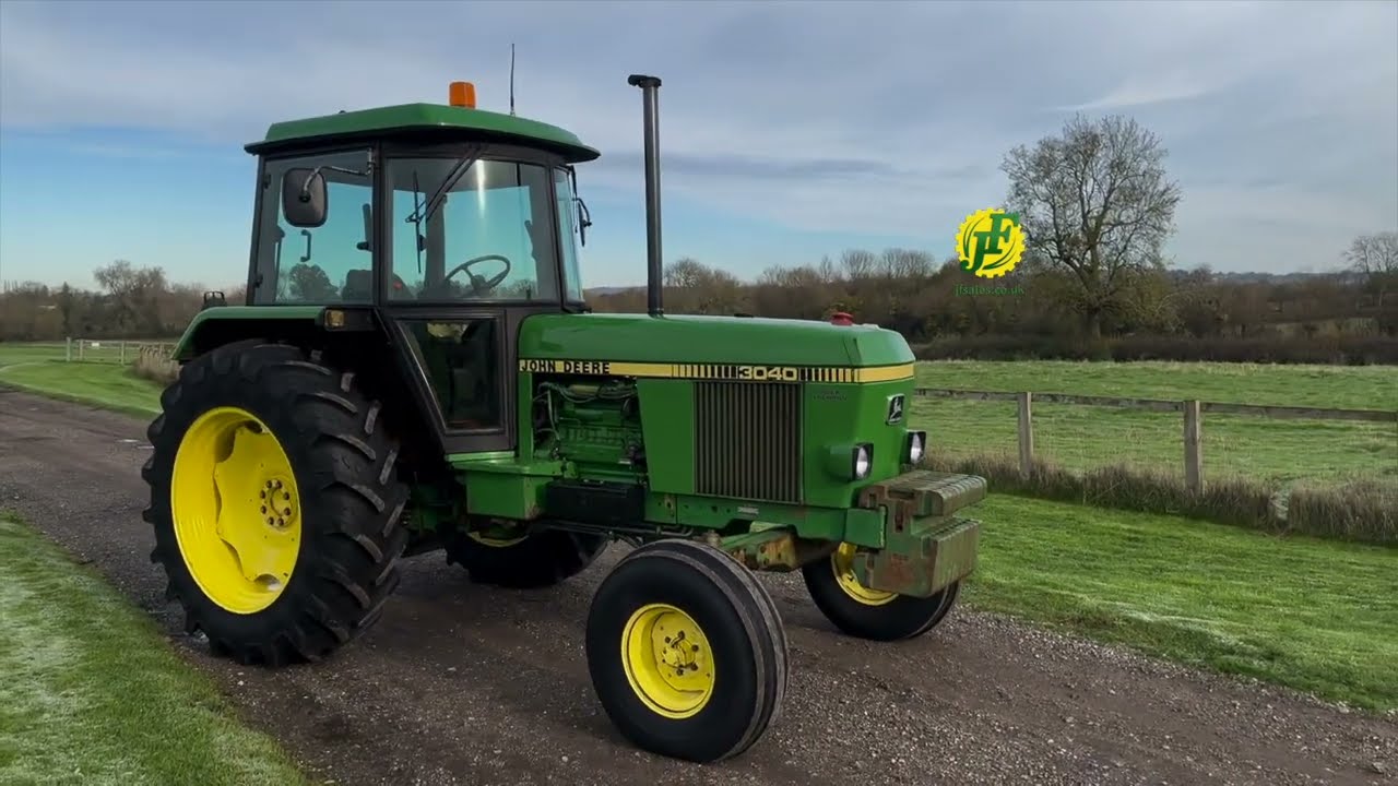 JOHN DEERE 3040   Rare opportunity to purchase such an original, well-maintained model