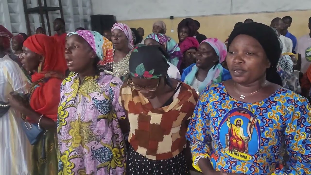 Christu yo mokonzi  chorale réveil du matin 