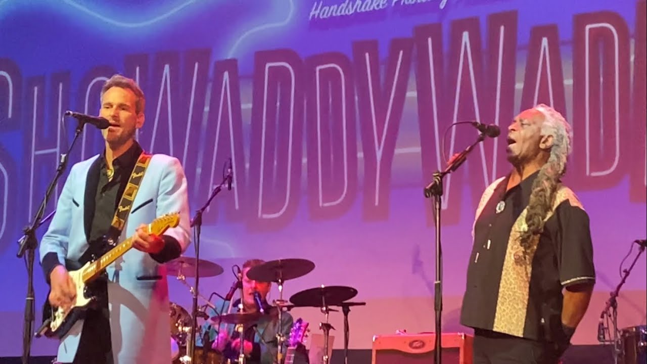 Showaddywaddy- Who put the bomp - live 2025