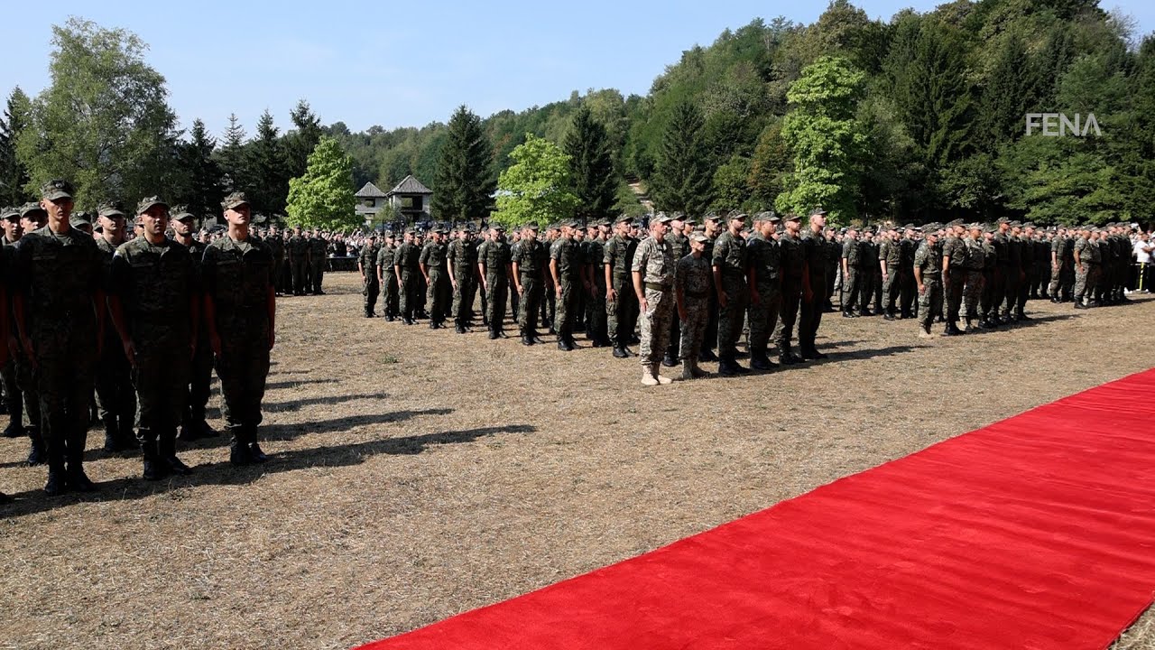 Svečanu zakletvu položilo 349 novih pripadnika Oružanih snaga Bosne i Hercegovine