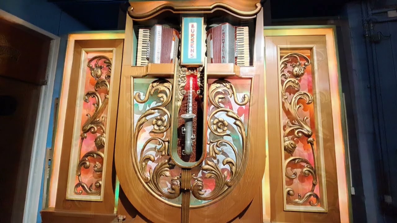 95 key Bursens café - dance organ