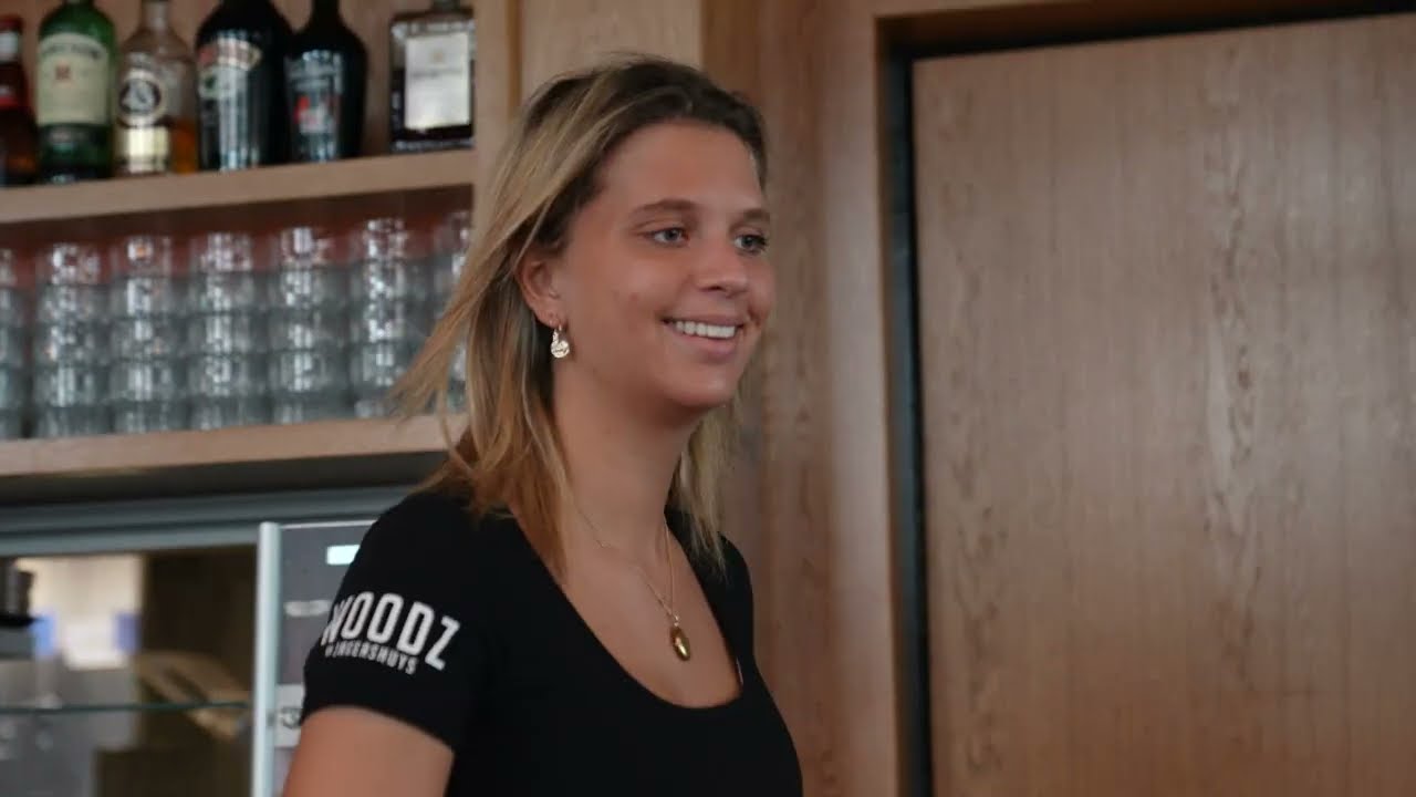 Annebel - Werken in de bediening bij Restaurant 't Jagershuys Zeist (Pannenkoek)