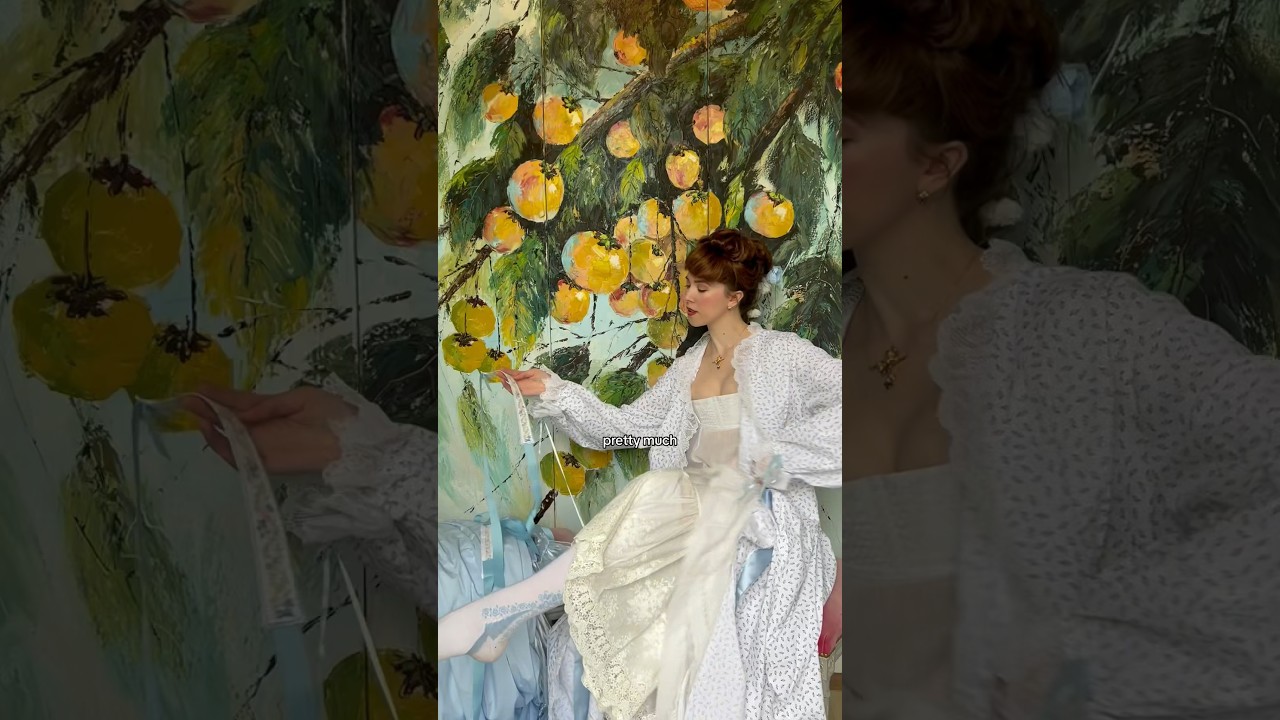 A quick demo on why the Regency is the easiest time period to sew