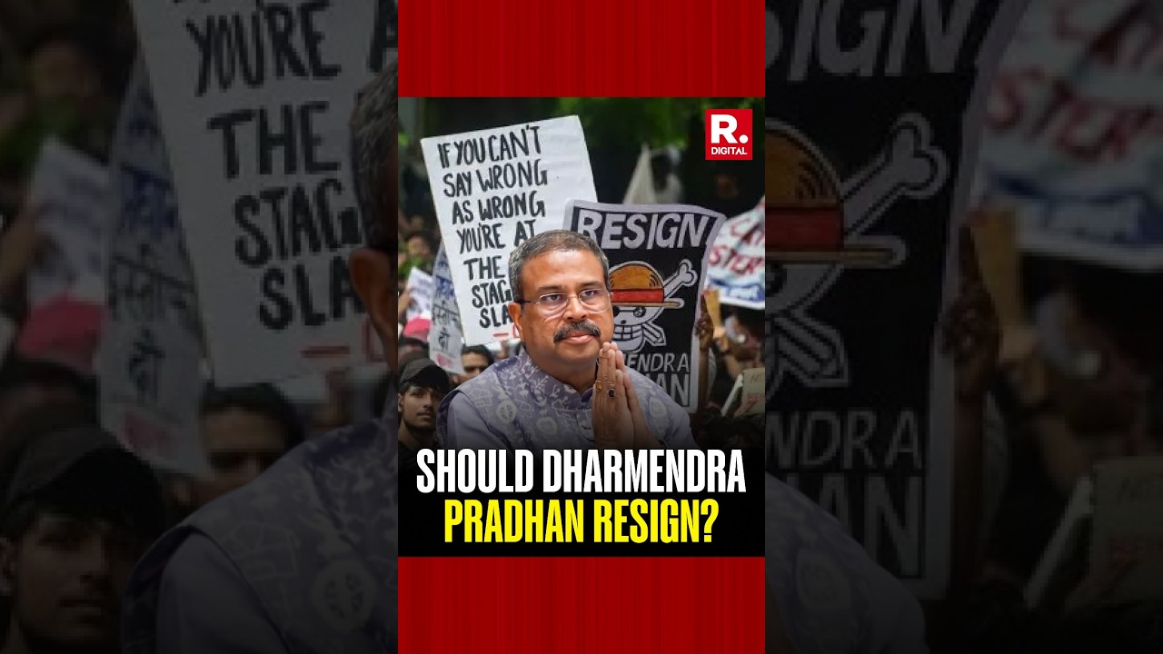 Arnab Questions If These Protestors Are Really NEET Aspirants?