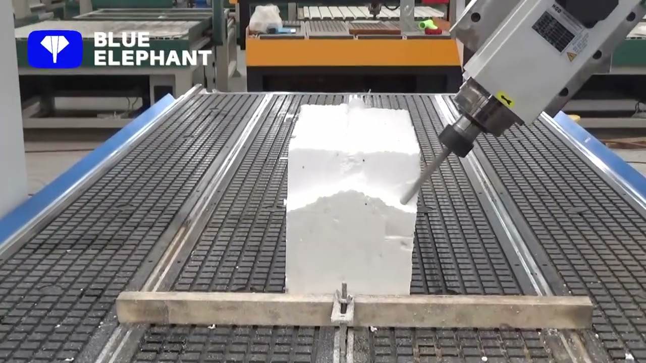 Blue Elephant 1325 4 axis manual tool changer cnc router machine test video for Cuba customer