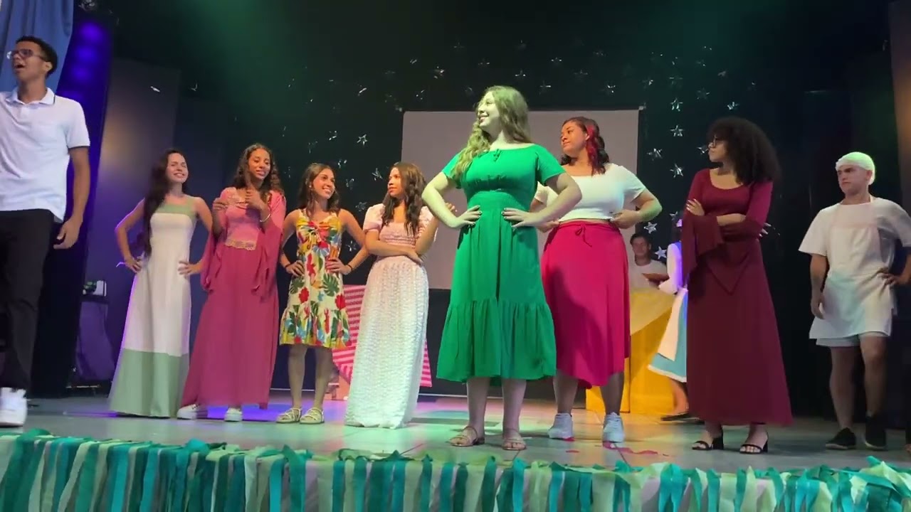 APRESENTAÇÃO – A BELA E A FERA✨🌹 parte 1