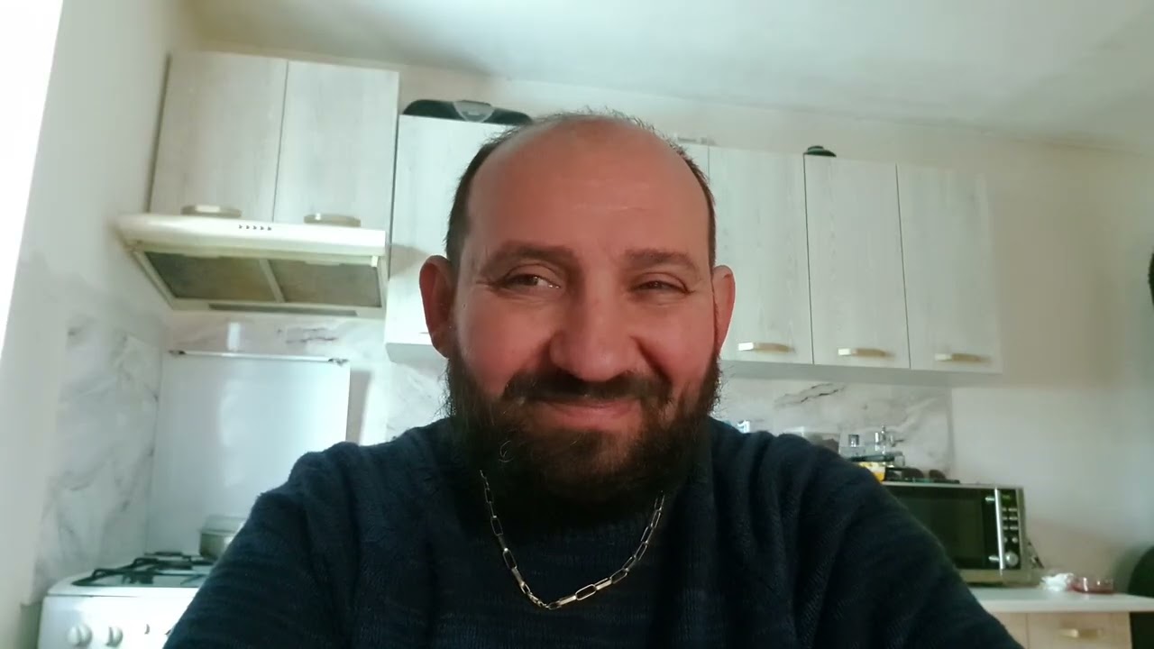 Chiar acuma m-a sunat Mihaela,care mi-a dat o veste bună...Tzucu pe toți.
