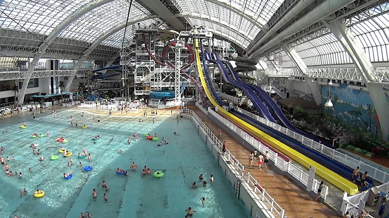 SkyFlyer Ziplines at World Waterpark