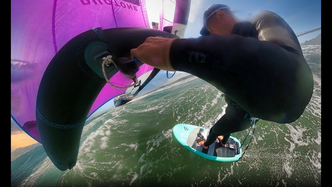 Smooth Operating Wing Foil on San Francisco Bay 🌵