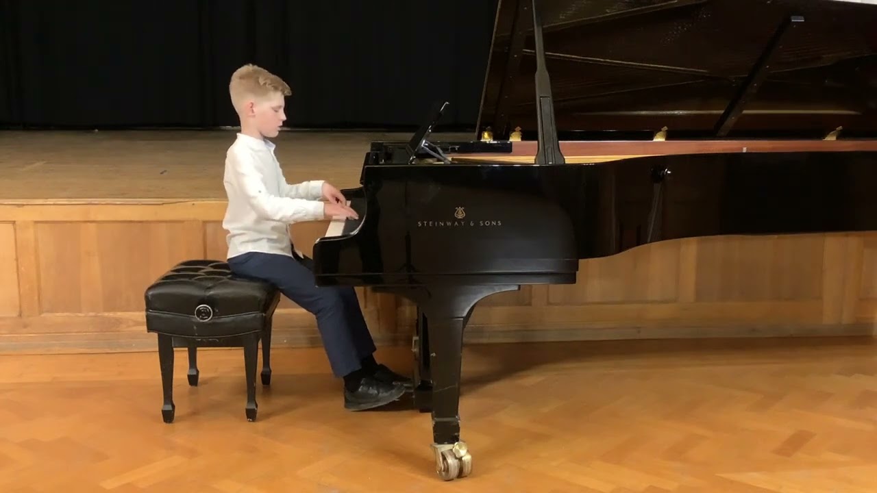 Henle Piano Competition 2023  Barnabás Bazsinka