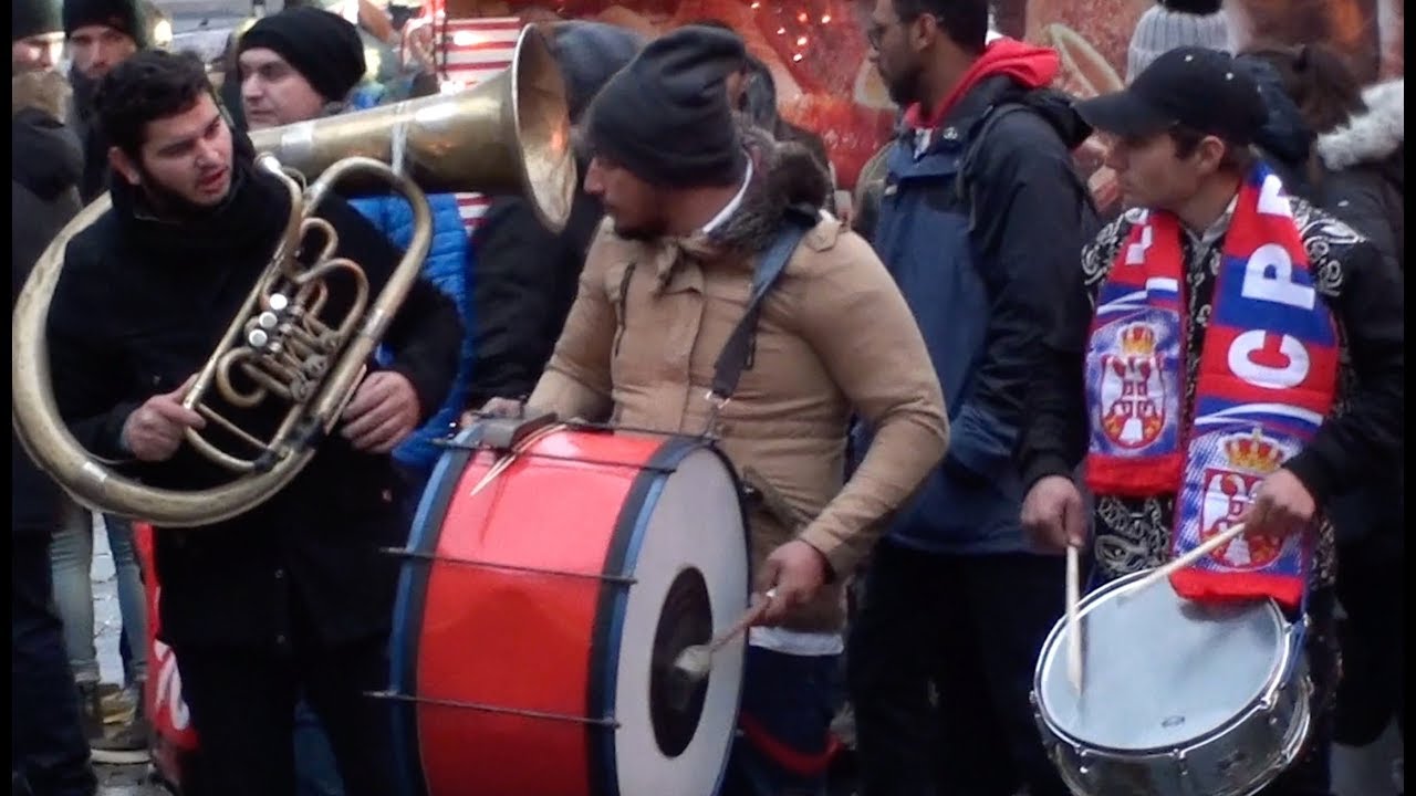 TRUBACI BEOGRAD SRBIJA - LUDILO U KNEZU ZA NOVU GODINU
