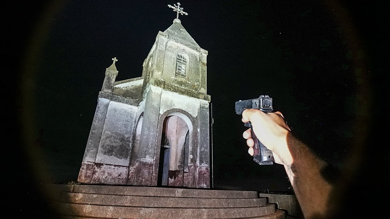 VOLTEI NA IGREJA DO PADRE EXORCISTA E DEU RUIM - CAÇADORES DE LENDAS