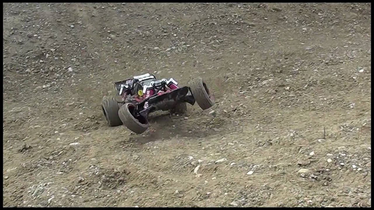HPI Baja 5B / 5T - Music Video #6 (Mud)