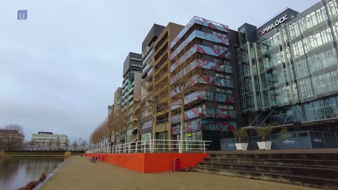 Te koop of huur: Zilverparkkade 101 Lelystad. 210 m&sup2; kantoorruimte of praktijkruimte nabij station.
