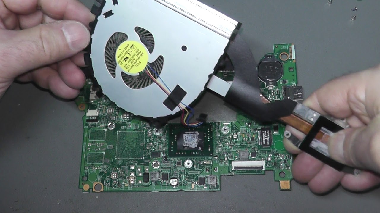 Reparatur Lenovo Yoga 500 Laptop (024)