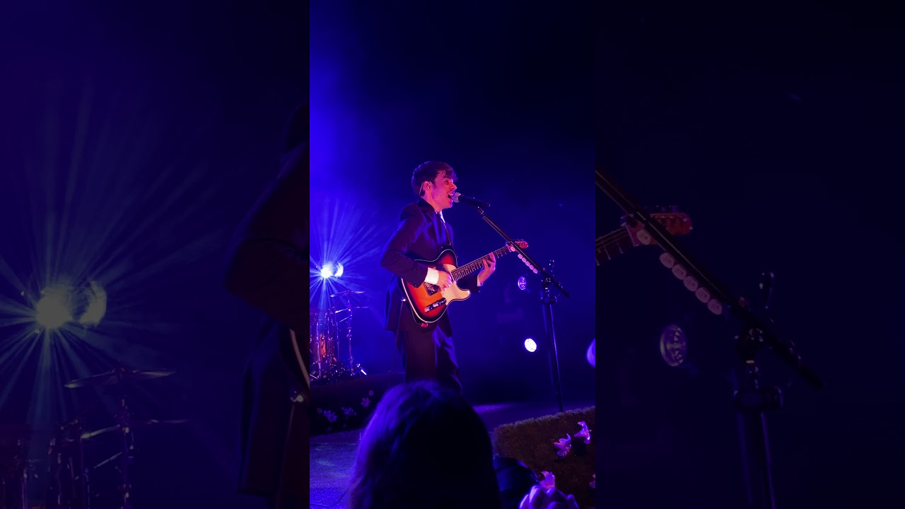Rex Orange County - It's Not the Same Anymore LIVE NYC Radio City Music Hall